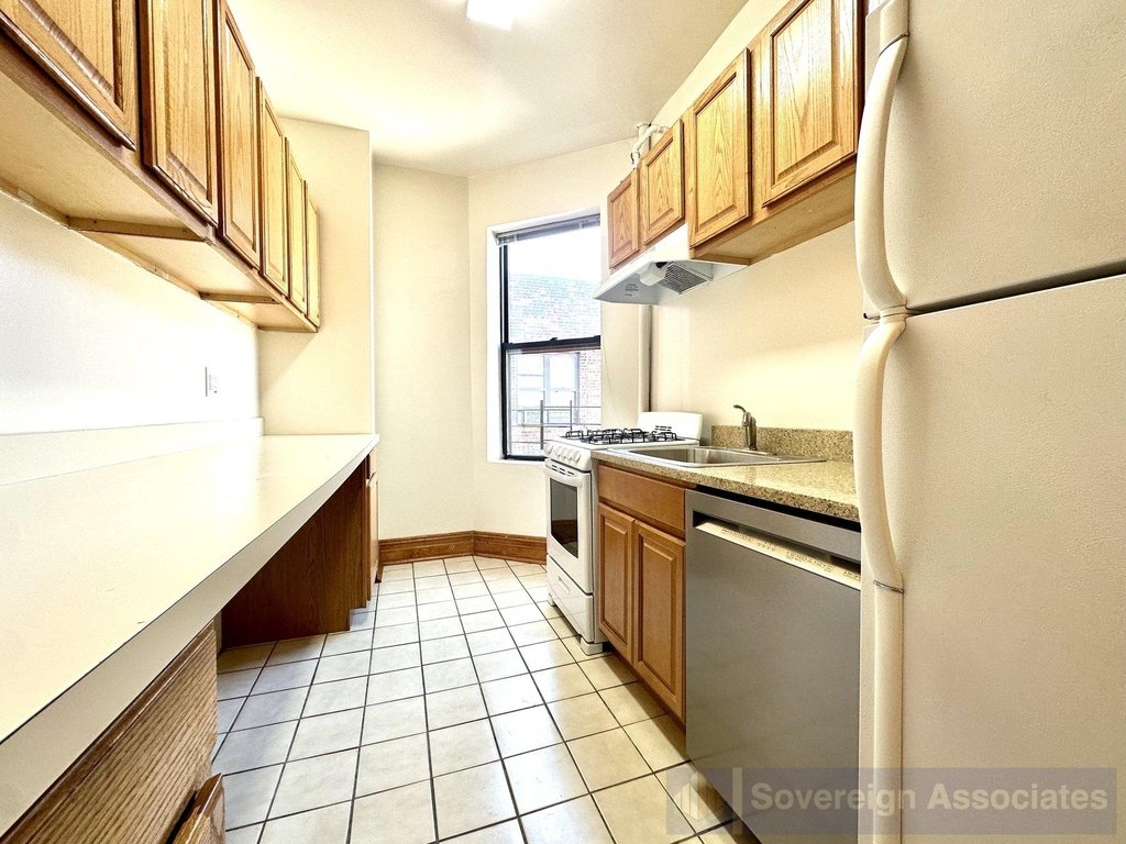 64 West 108th Street - Photo 5