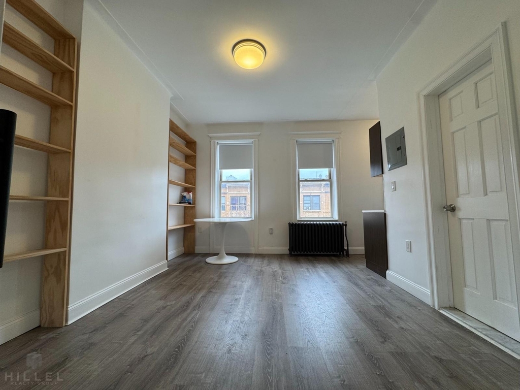 56-56 Myrtle Avenue - Photo 0