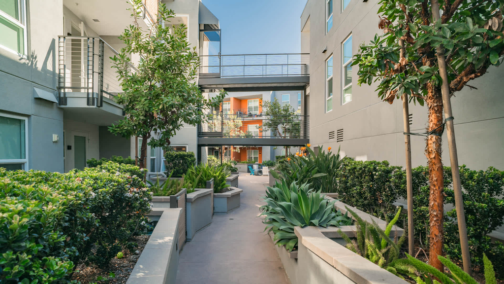 4275 Mission Bay Drive - Photo 1