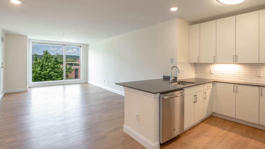 70 Hope Ave - Photo 13