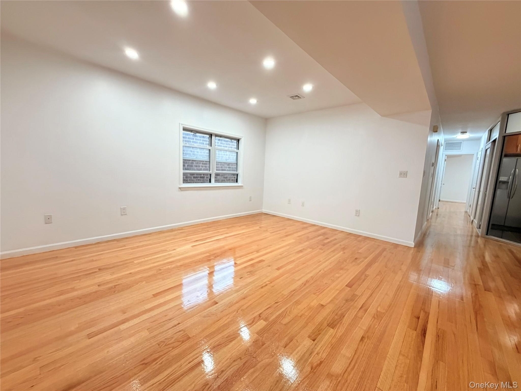 205th Street - Photo 3