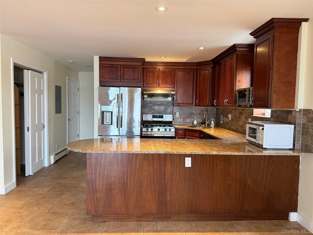 8918 Beach Channel Drive - Photo 1