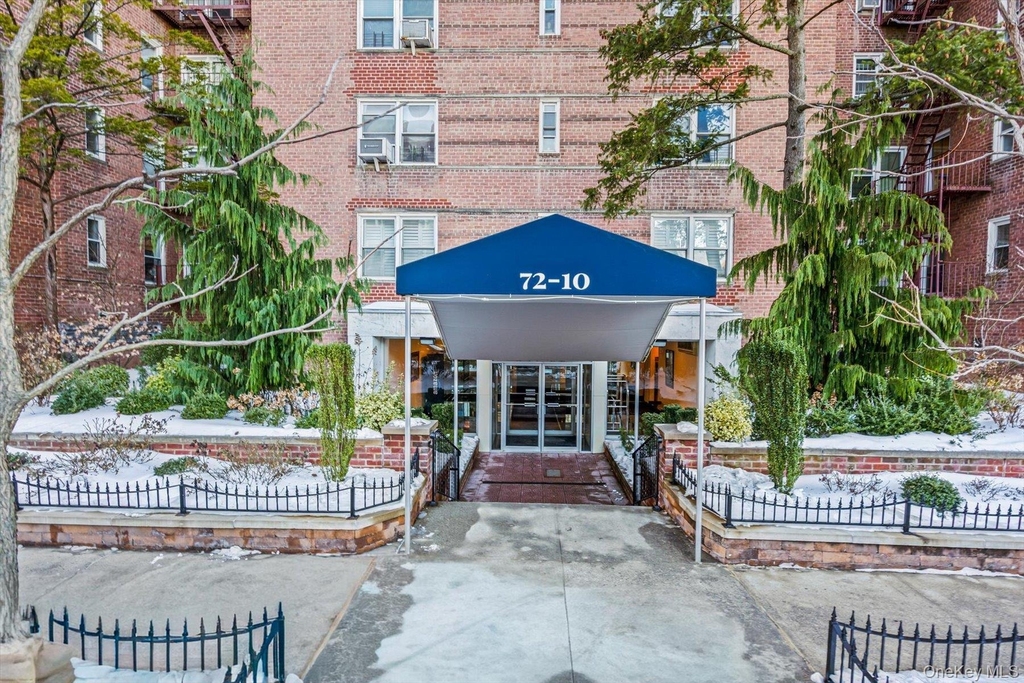 72-10 112th Street - Photo 25