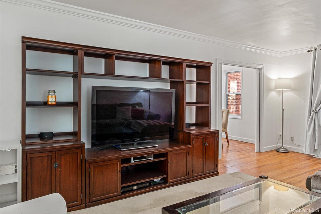 72-10 112th Street - Photo 3