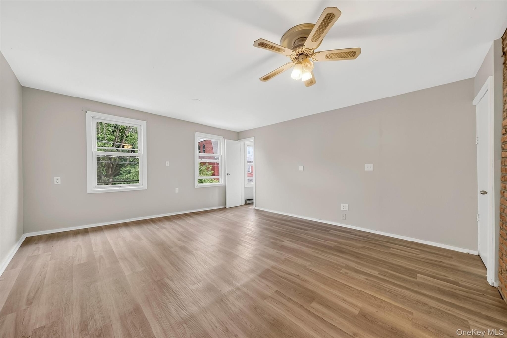 68 Catharine Street - Photo 3