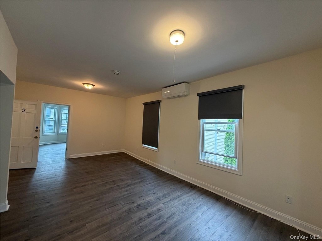 182 Ashford Avenue - Photo 3