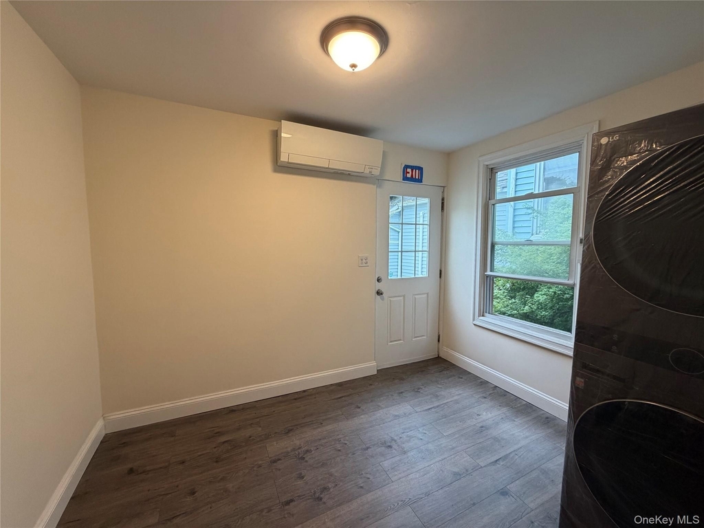 182 Ashford Avenue - Photo 1
