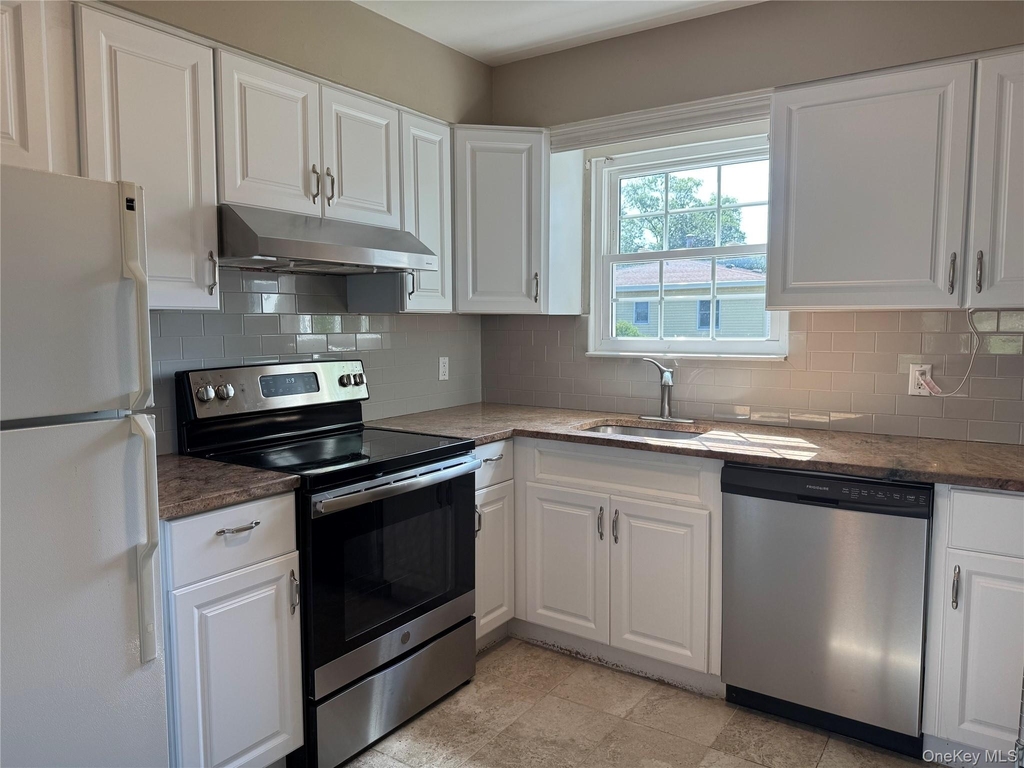 111 Second Avenue - Photo 2