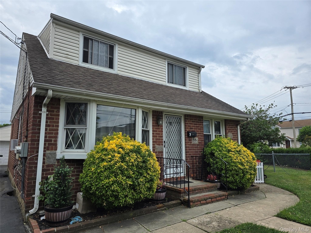 7 E Jefferson Avenue - Photo 0
