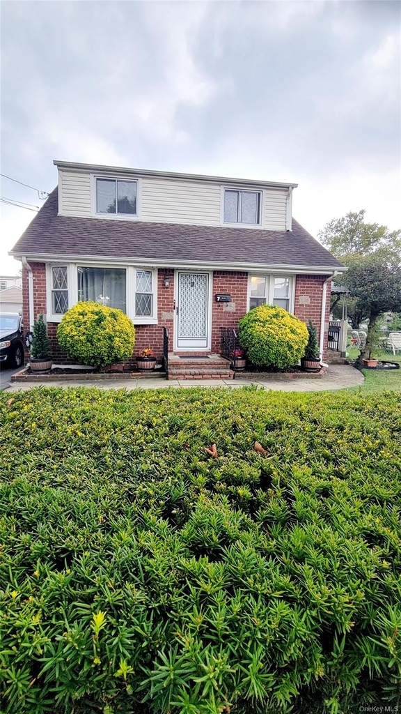 7 E Jefferson Avenue - Photo 1