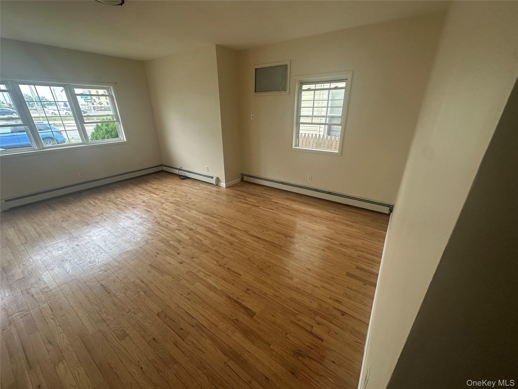 15111 136th Avenue - Photo 1