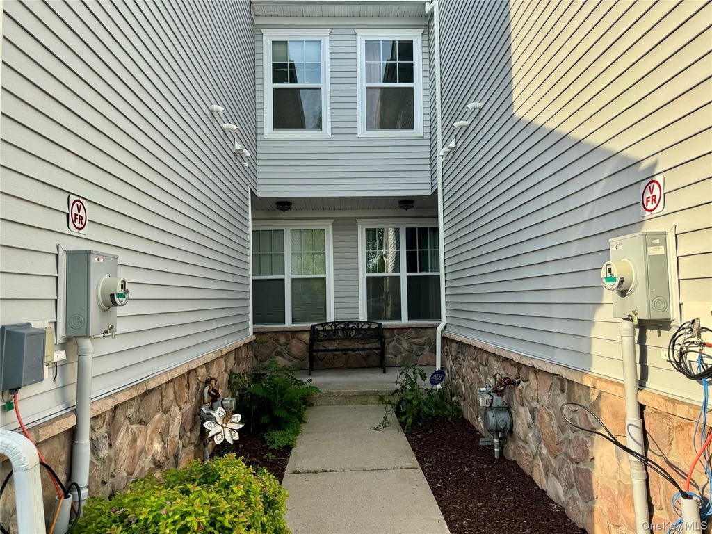 127 Meadow View Drive - Photo 16