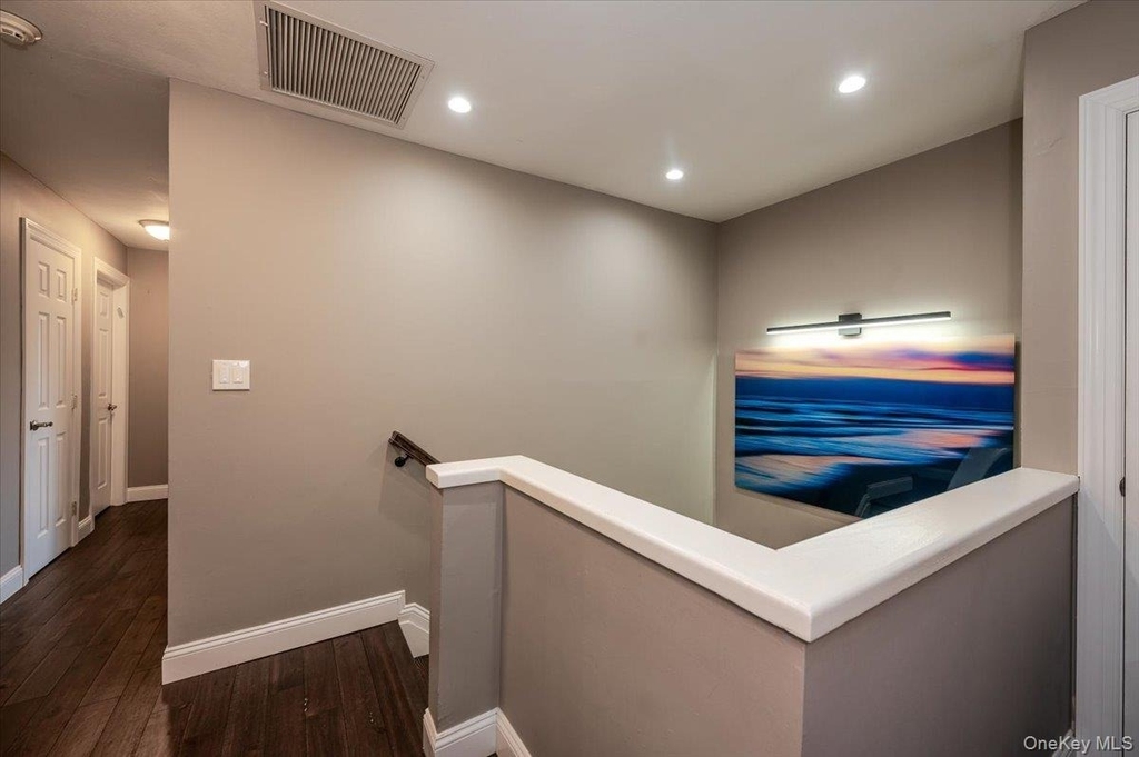 98 Lisa Drive - Photo 14
