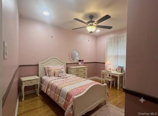 694 Blackstone Avenue - Photo 5