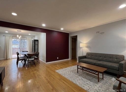 694 Blackstone Avenue - Photo 2