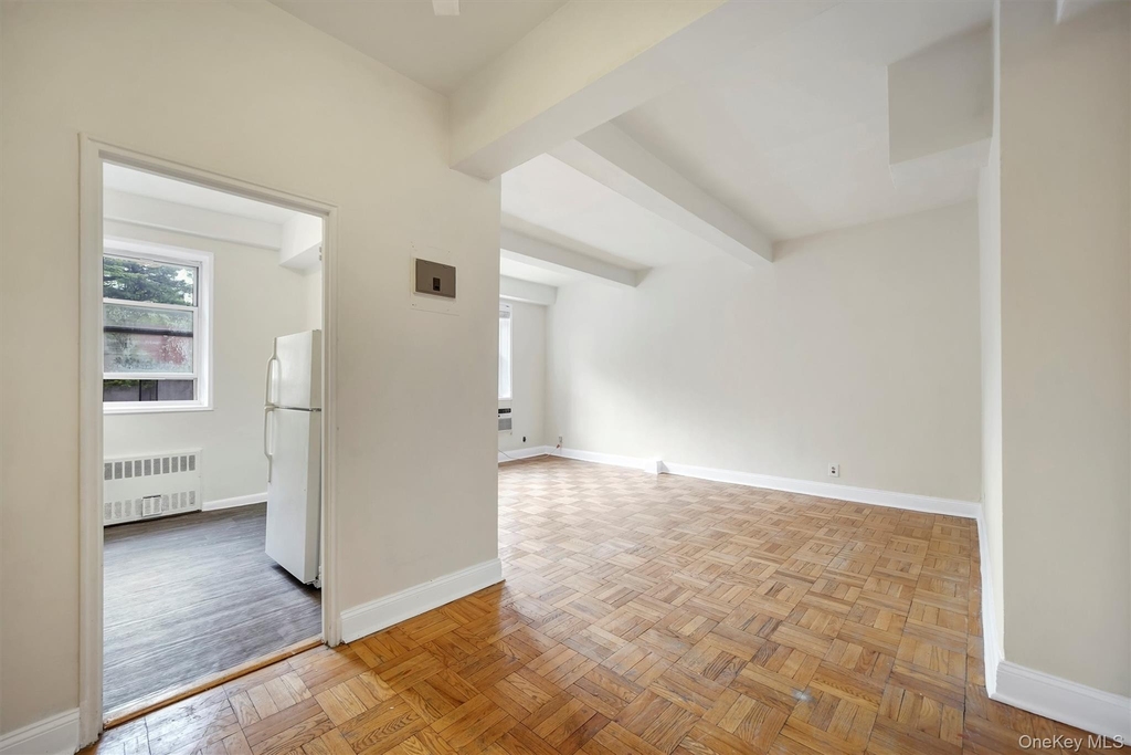 4 Sadore Lane - Photo 3