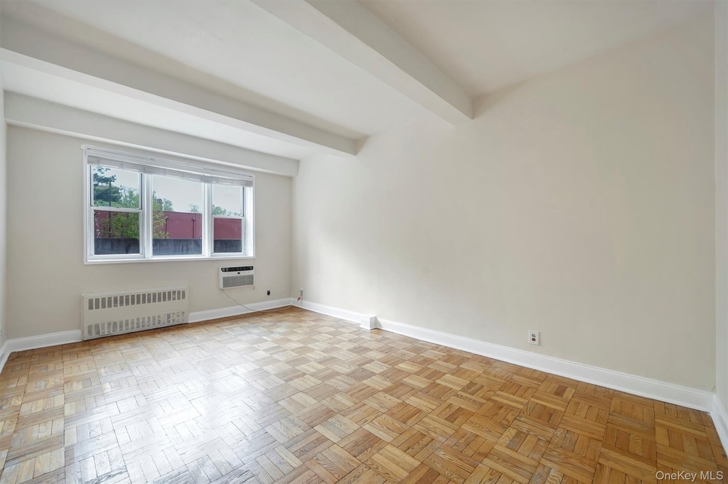 4 Sadore Lane - Photo 11