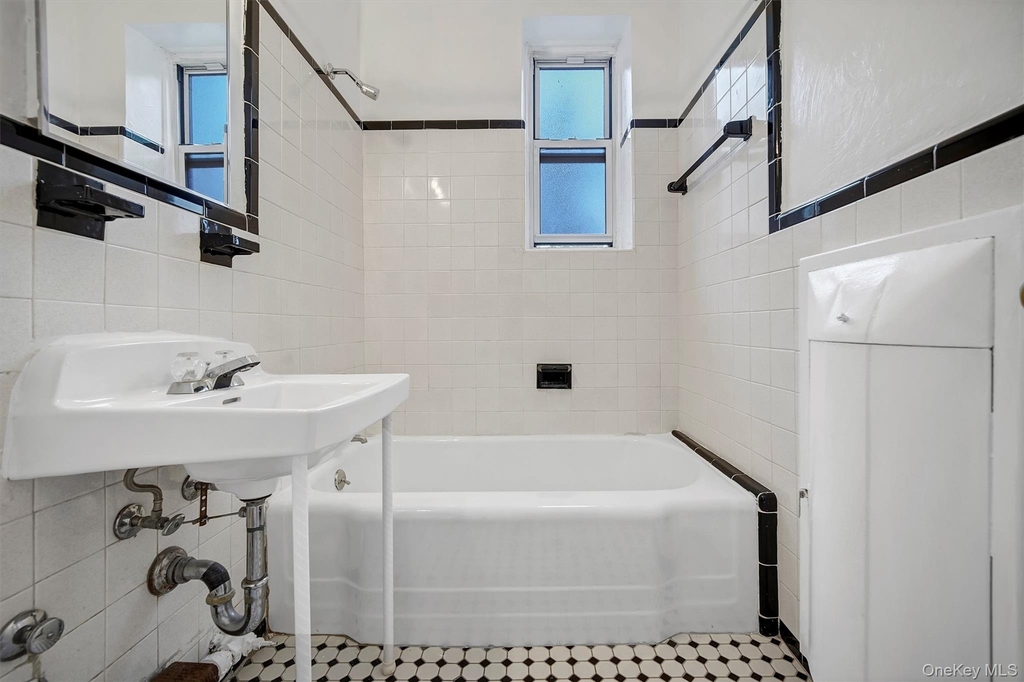 4 Sadore Lane - Photo 15