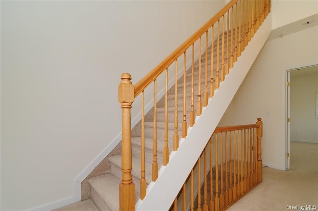 330 Maple Avenue - Photo 10