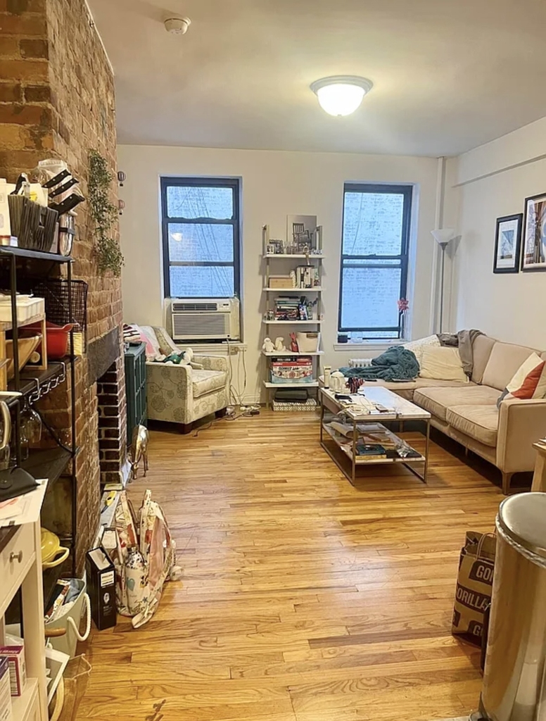 172 East 92nd Street - Photo 1