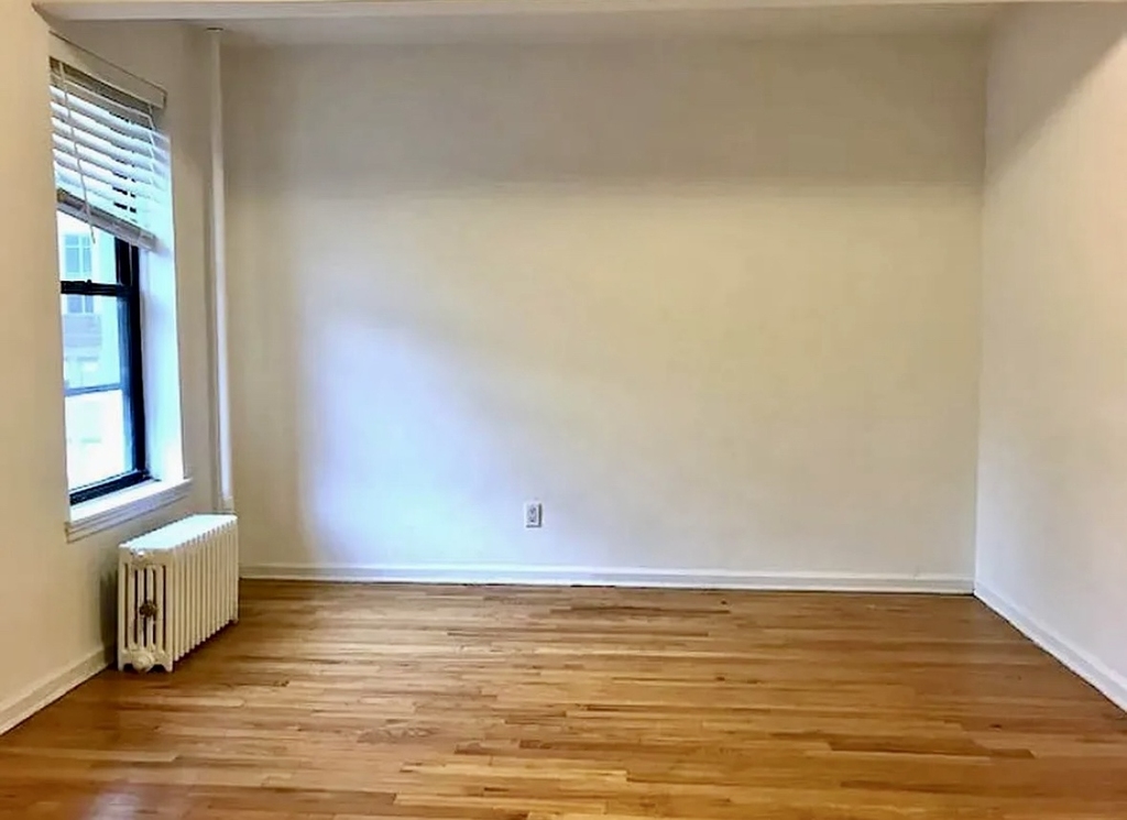 172 East 92nd Street - Photo 8
