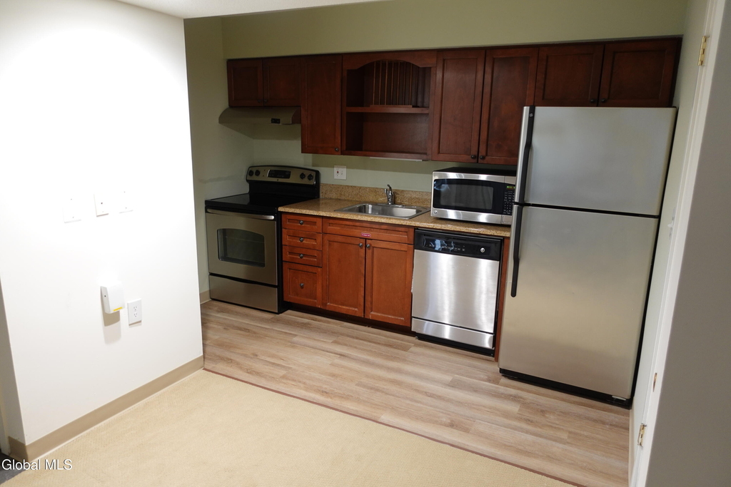 4 Residence Inn Drive - Photo 3