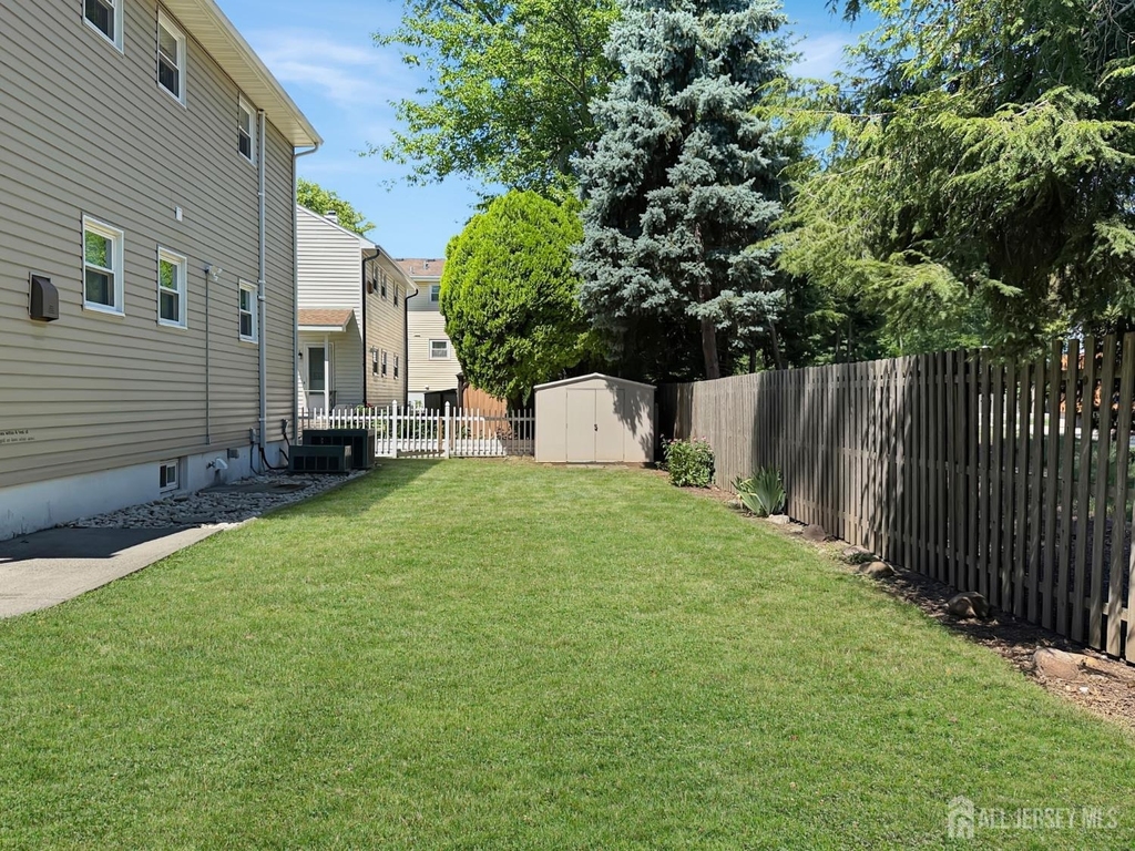 19 Van Buren Avenue - Photo 10