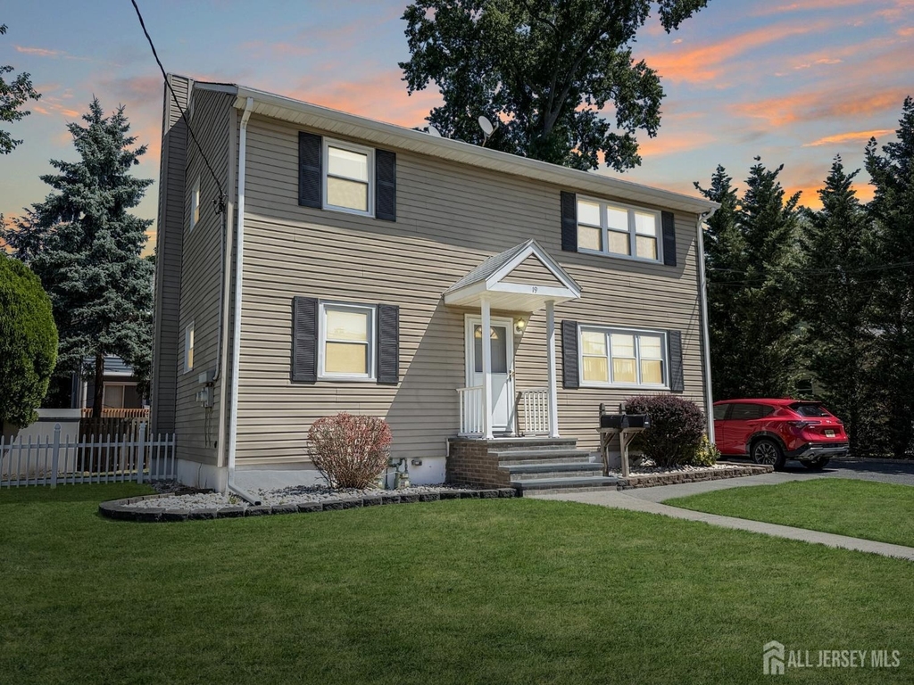 19 Van Buren Avenue - Photo 15