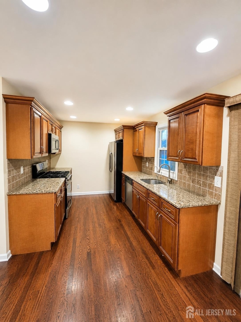 23 Mayfield Place - Photo 2