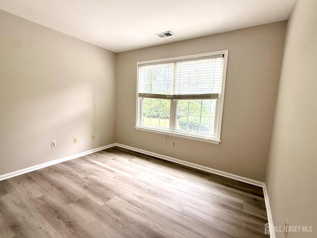 902 Woodhaven Drive - Photo 6