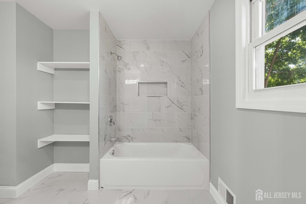 614 Remsen Avenue - Photo 15