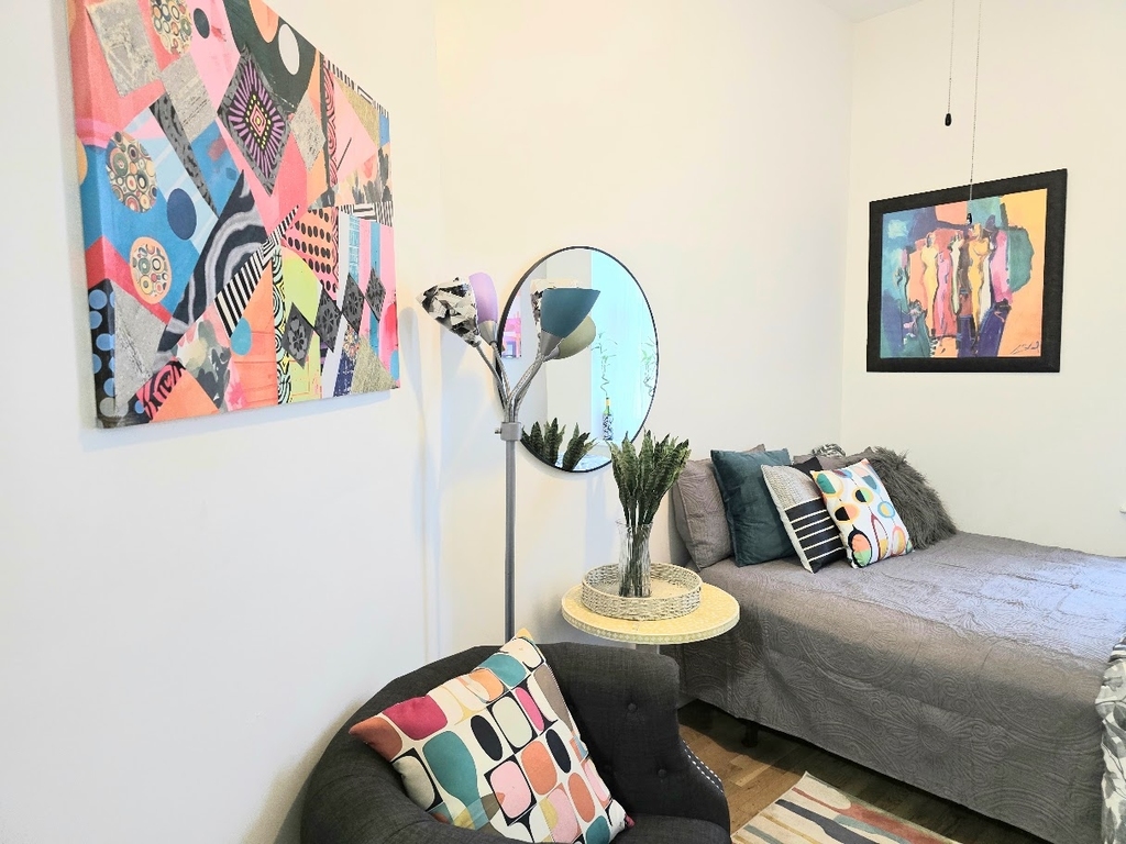 223 West 138th Street - Photo 4