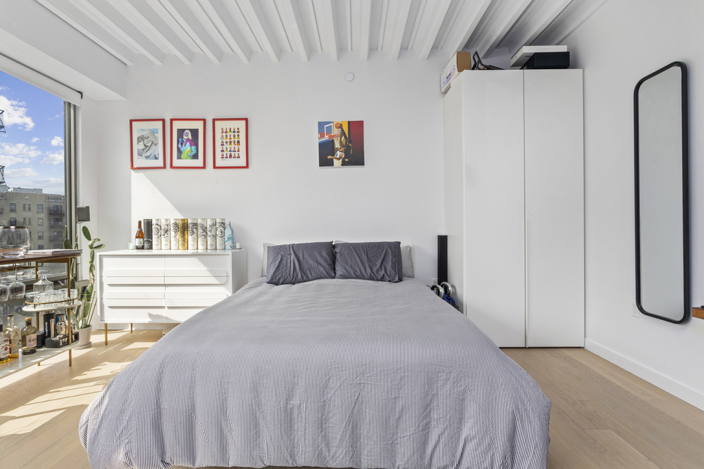 305 Union Avenue - Photo 3