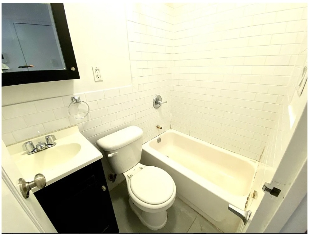 237 E 58th Street - Photo 4