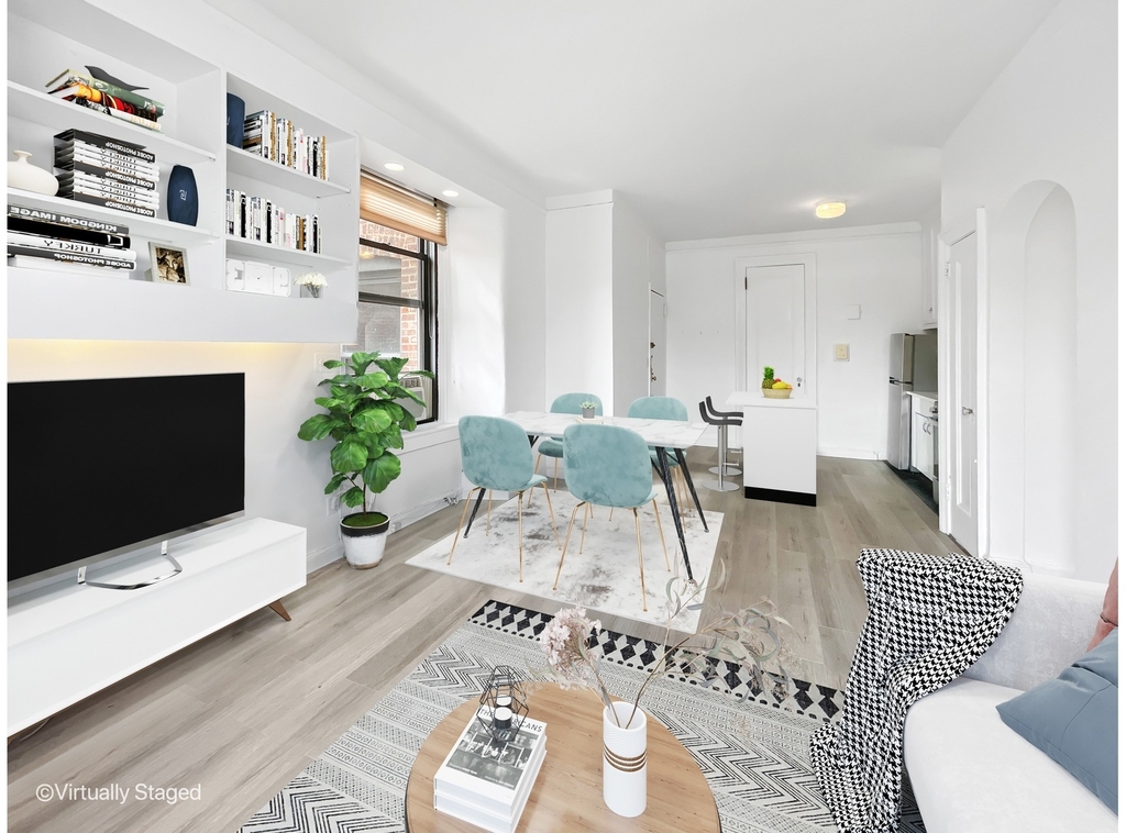 510 W 110th Street - Photo 2
