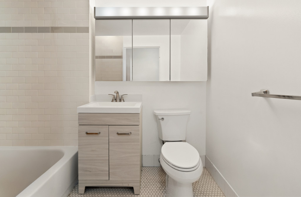 520 W 23rd Street - Photo 5