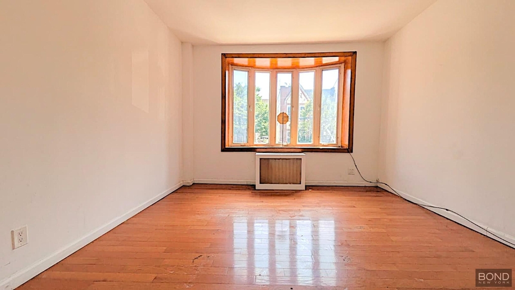 140 E 51st Street - Photo 5
