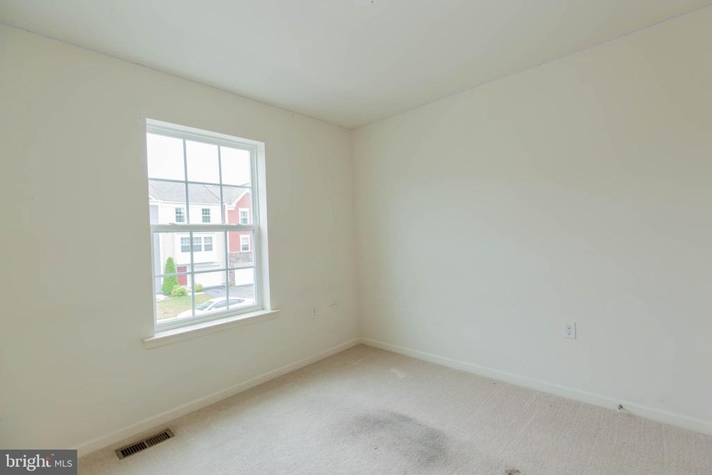 608 Thumper Drive - Photo 16