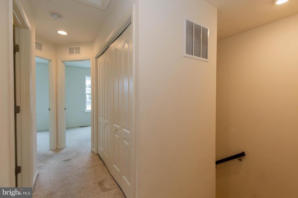 608 Thumper Drive - Photo 8