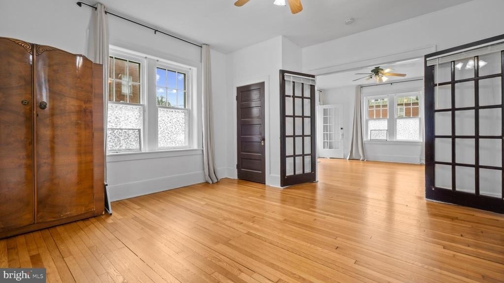 506 E Liberty Street - Photo 4
