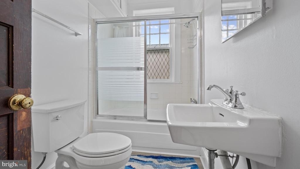 506 E Liberty Street - Photo 6