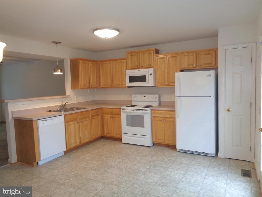 101 Merrill Court - Photo 4