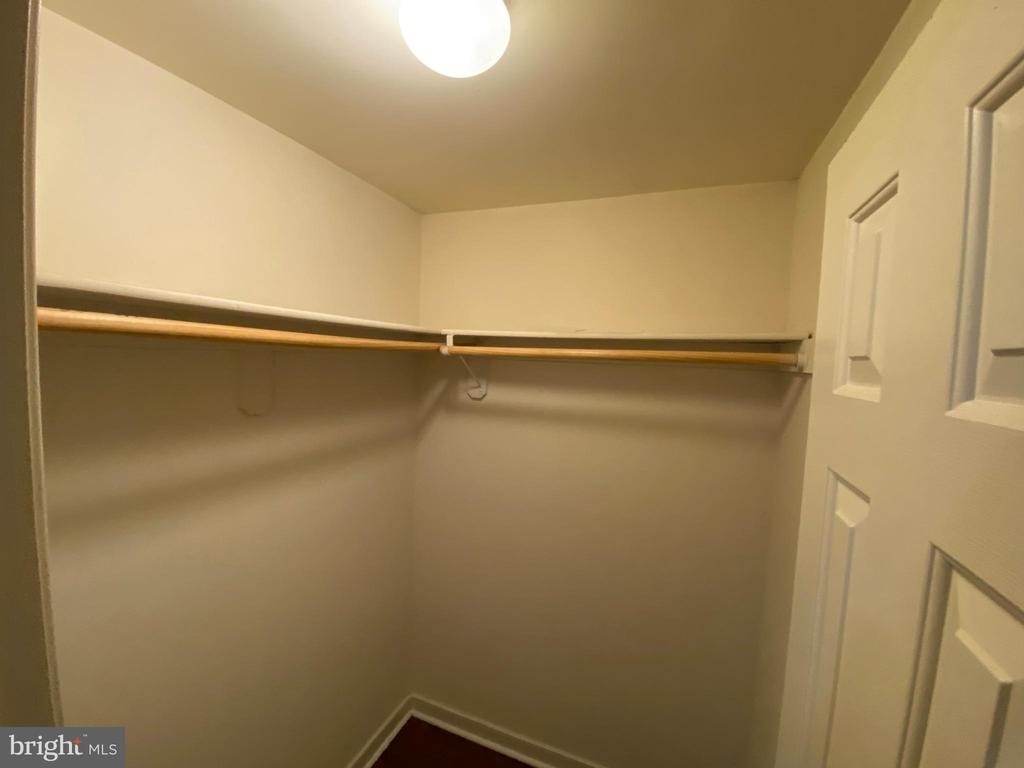 405 Pratt Street - Photo 12