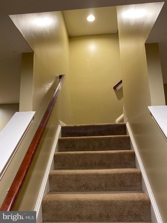 121 Riggs Road - Photo 21