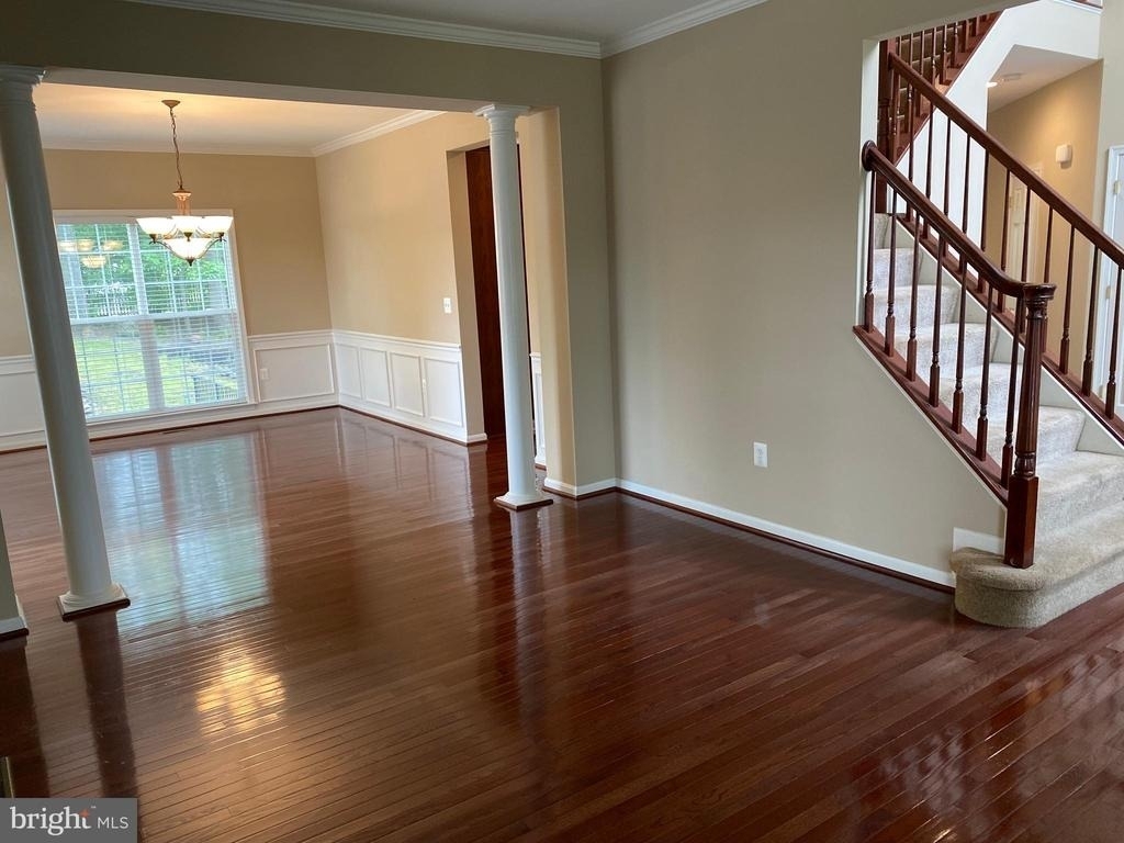 121 Riggs Road - Photo 6
