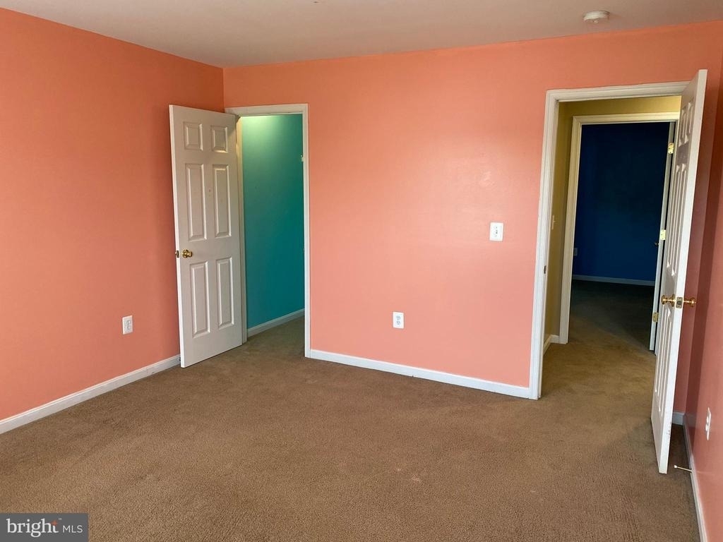 121 Riggs Road - Photo 36