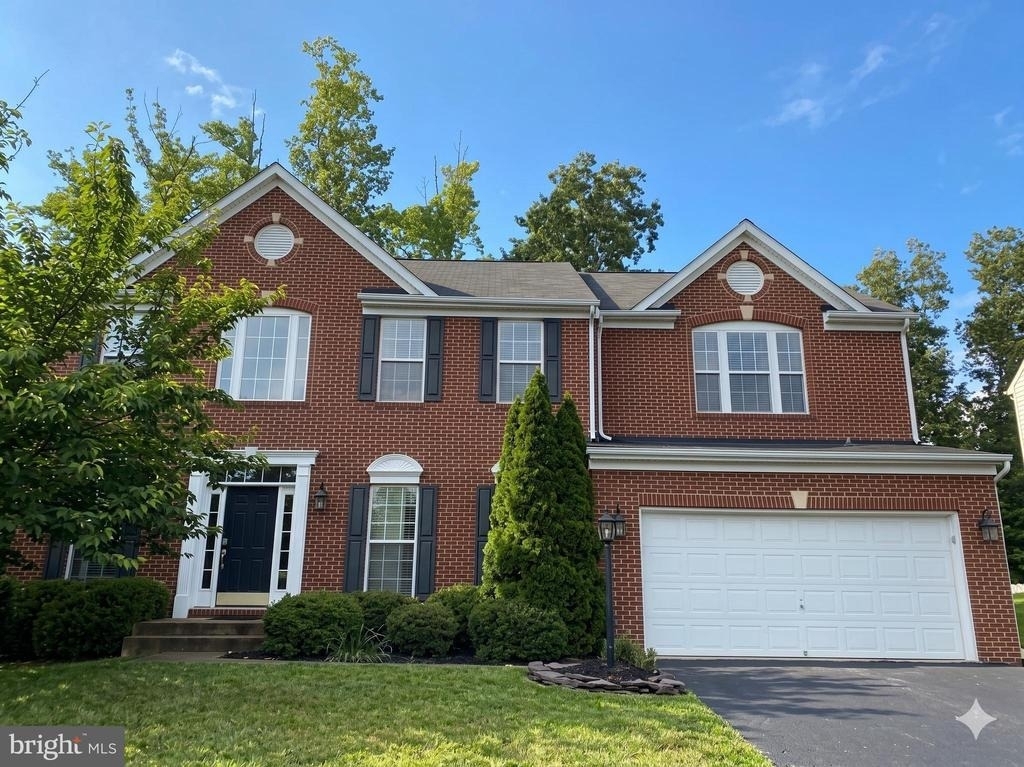 121 Riggs Road - Photo 1
