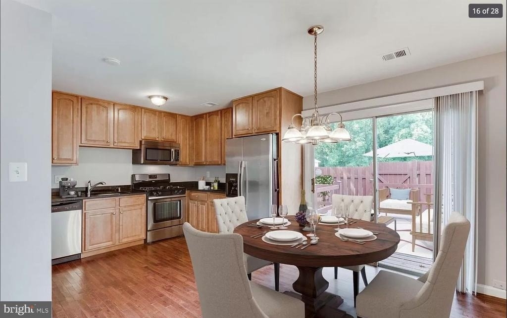 14880 Emberdale Drive - Photo 5