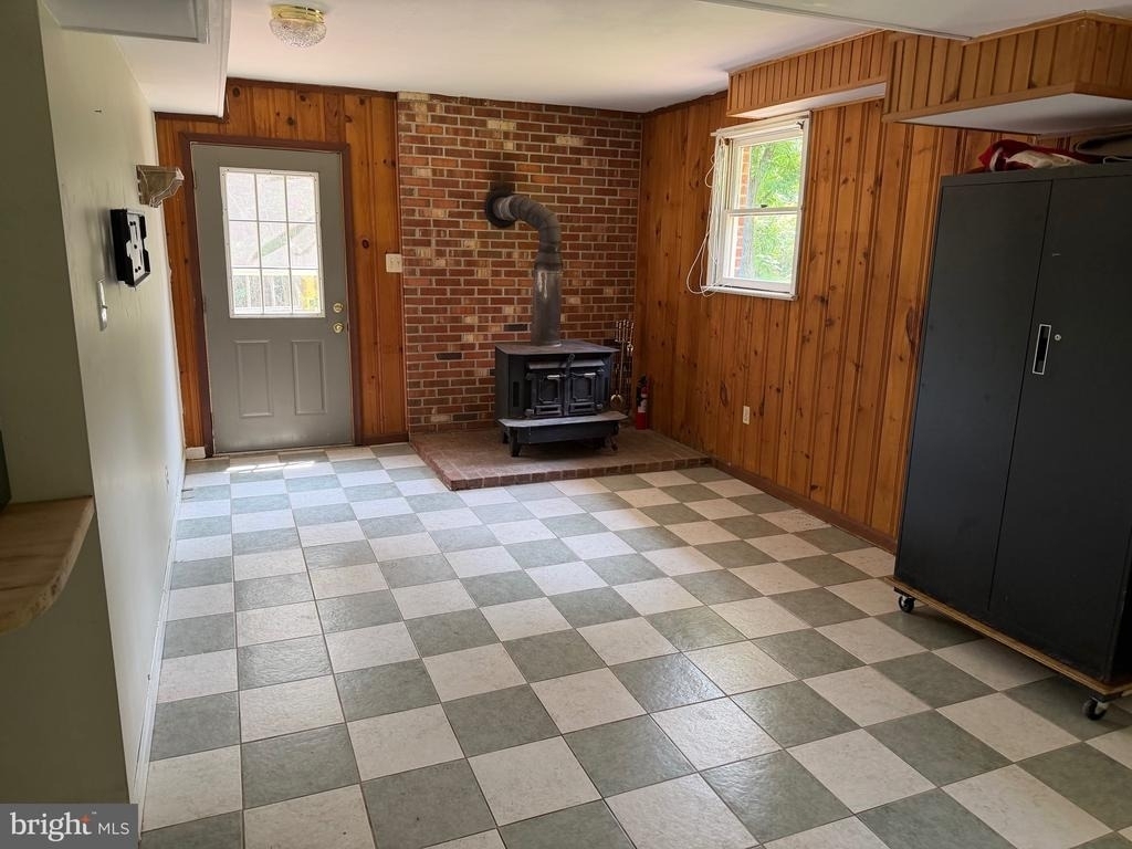 11107 Burwell Road - Photo 30