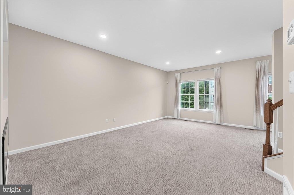 7015 Trek Way - Photo 9